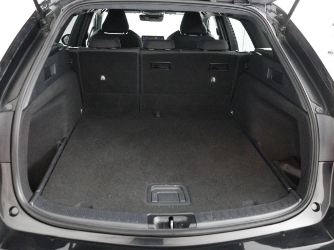 Toyota Corolla Touring Sports - 1.8 Hybrid Dynamic Business