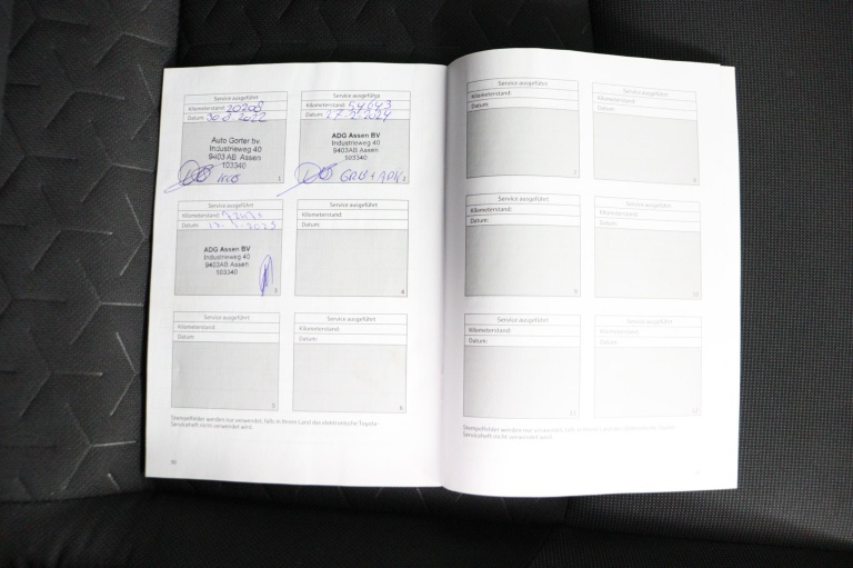 Toyota Corolla Touring Sports - 1.8 Hybrid Dynamic Business 44