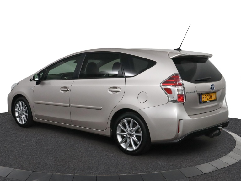 Toyota Prius + - 1.8 Dynamic 12