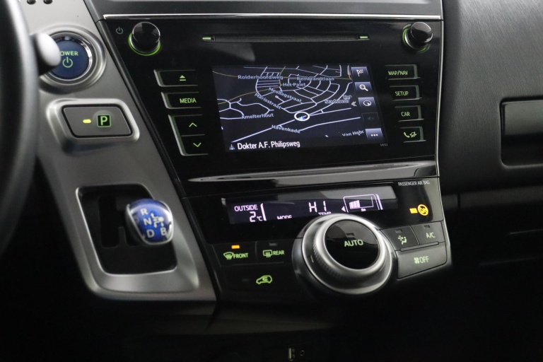 Toyota Prius + - 1.8 Dynamic 31