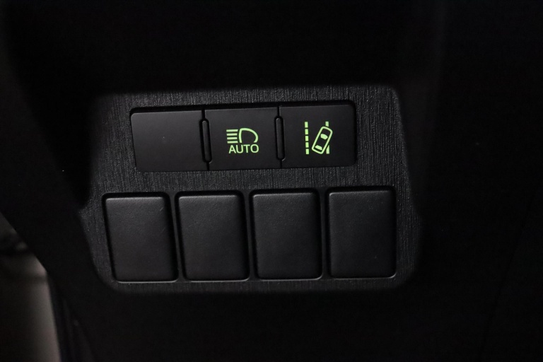 Toyota Prius + - 1.8 Dynamic 33