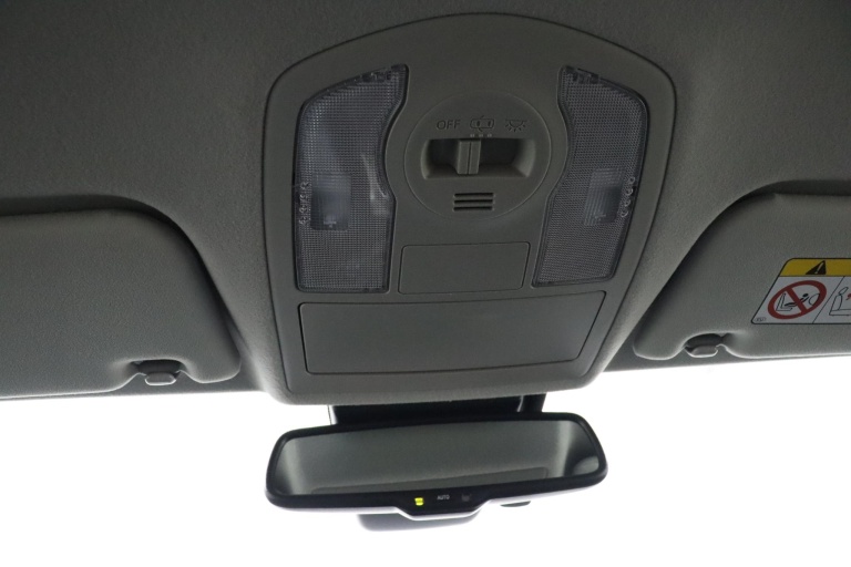 Toyota Prius + - 1.8 Dynamic 36