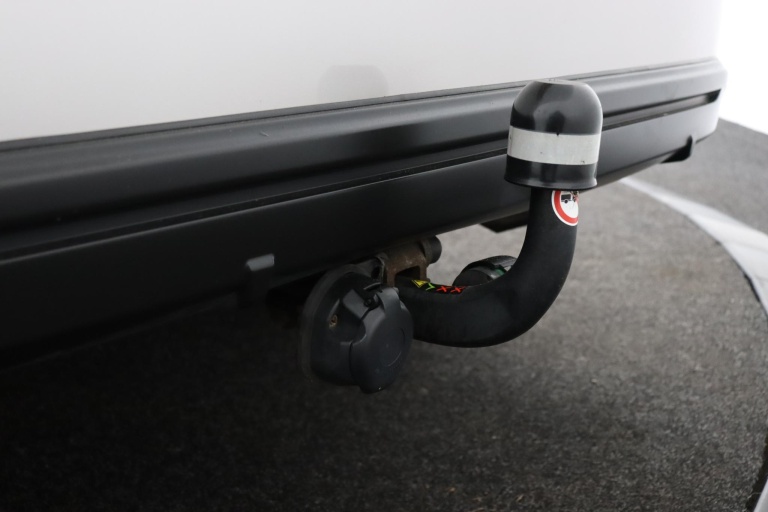 Toyota Prius + - 1.8 Dynamic 38