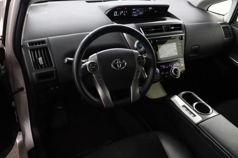 Toyota Prius + - 1.8 Dynamic 51