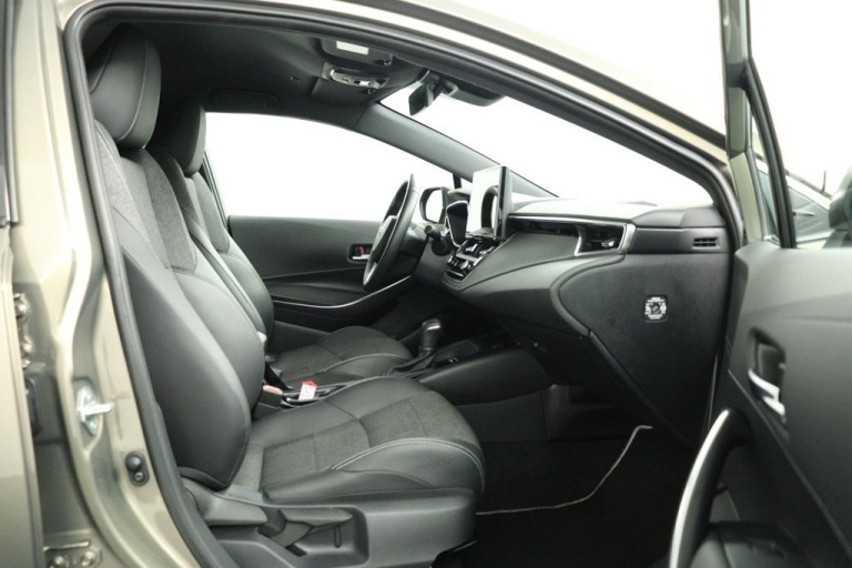 Toyota Corolla Touring Sports - Hybrid 140 Dynamic 22