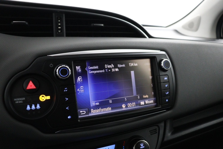 Toyota Yaris - 1.5 Hybrid Aspiration 38