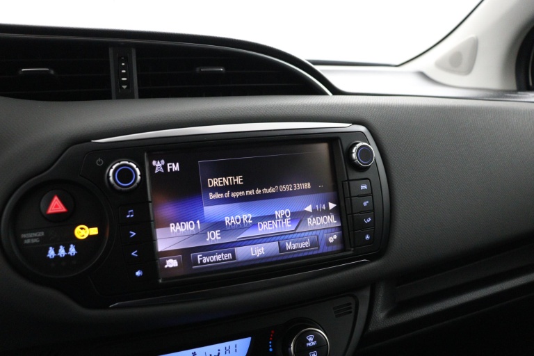 Toyota Yaris - 1.5 Hybrid Aspiration 8