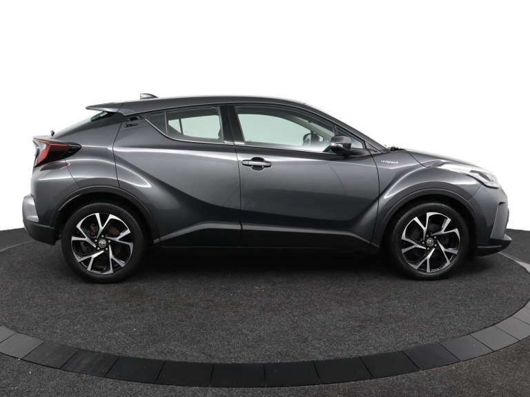 Toyota C-HR - 2.0 Hybrid Dynamic 13