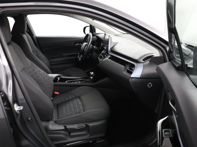 Toyota C-HR - 2.0 Hybrid Dynamic