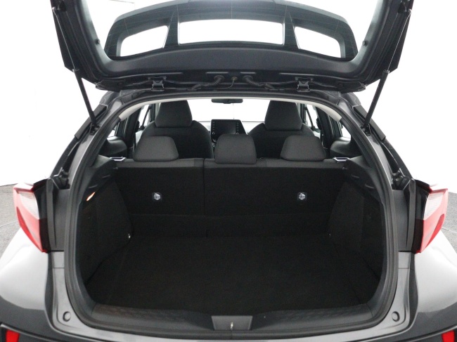 Toyota C-HR - 2.0 Hybrid Dynamic