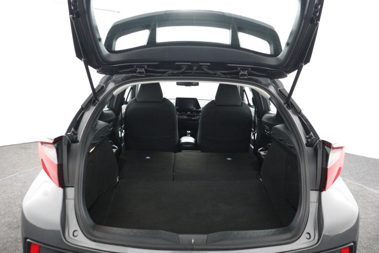 Toyota C-HR - 2.0 Hybrid Dynamic 25