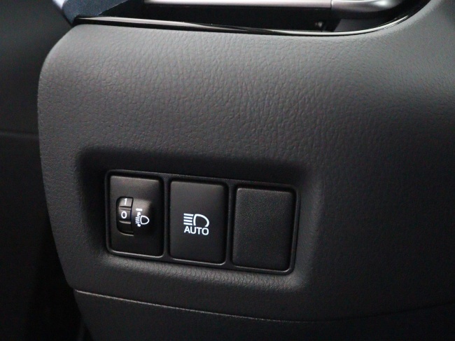 Toyota C-HR - 2.0 Hybrid Dynamic