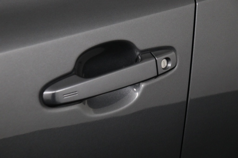 Toyota C-HR - 2.0 Hybrid Dynamic 35