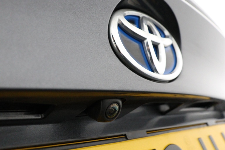 Toyota C-HR - 2.0 Hybrid Dynamic 36