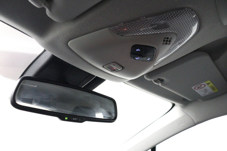 Toyota C-HR - 2.0 Hybrid Dynamic 39