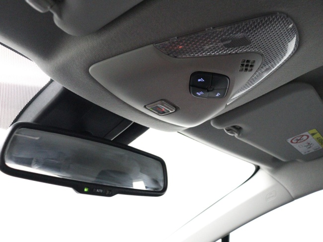 Toyota C-HR - 2.0 Hybrid Dynamic