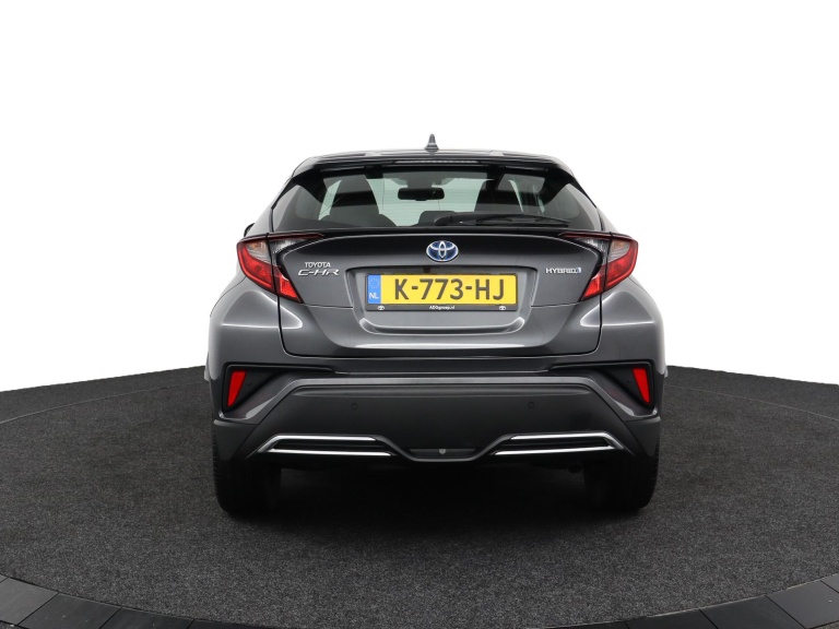 Toyota C-HR - 2.0 Hybrid Dynamic 40