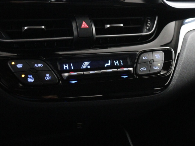 Toyota C-HR - 2.0 Hybrid Dynamic