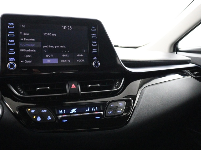 Toyota C-HR - 2.0 Hybrid Dynamic