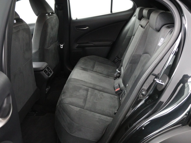 Lexus UX - 300e Business 54 kWh