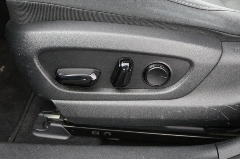 Lexus UX - 300e Business 54 kWh 35