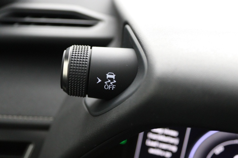 Lexus UX - 300e Business 54 kWh 40