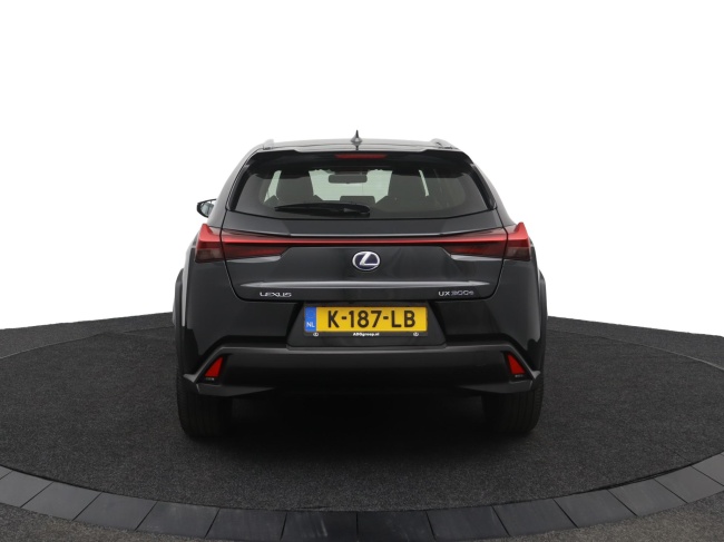 Lexus UX - 300e Business 54 kWh