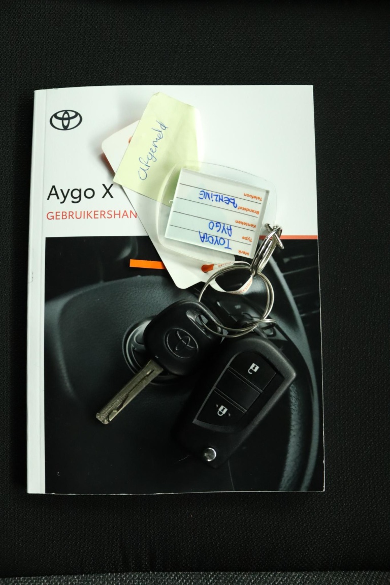 Toyota Aygo X - 1.0 VVT-i MT Play 11