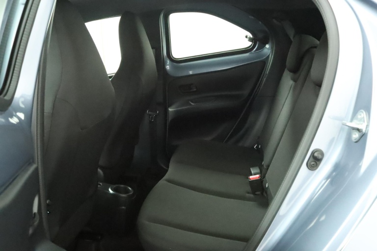 Toyota Aygo X - 1.0 VVT-i MT Play 18