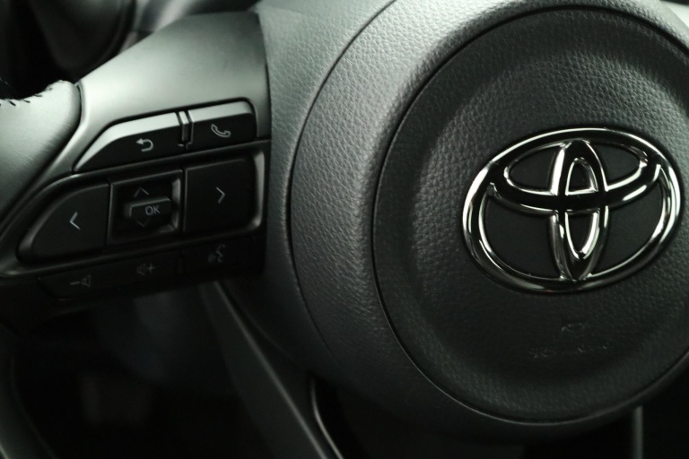 Toyota Aygo X - 1.0 VVT-i MT Play 19