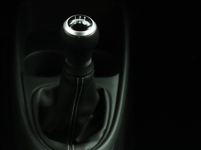 Toyota Aygo X - 1.0 VVT-i MT Play