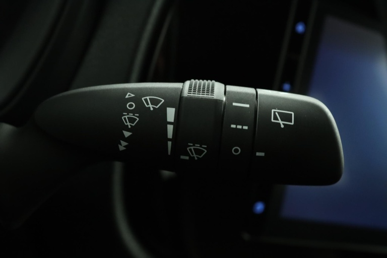 Toyota Aygo X - 1.0 VVT-i MT Play 31