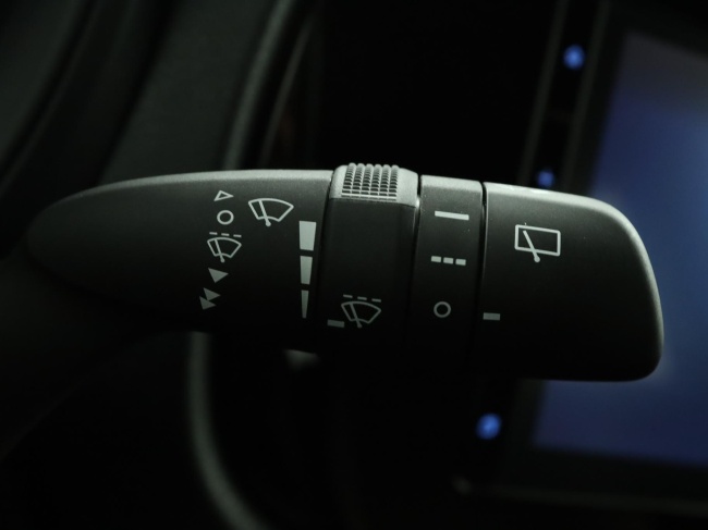 Toyota Aygo X - 1.0 VVT-i MT Play