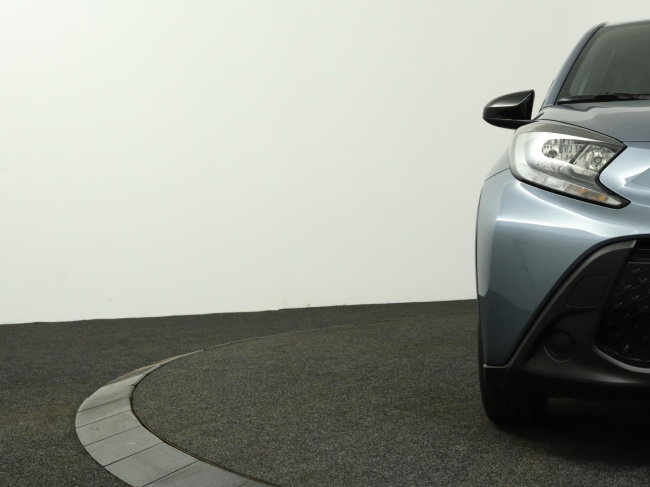 Toyota Aygo X - 1.0 VVT-i MT Play