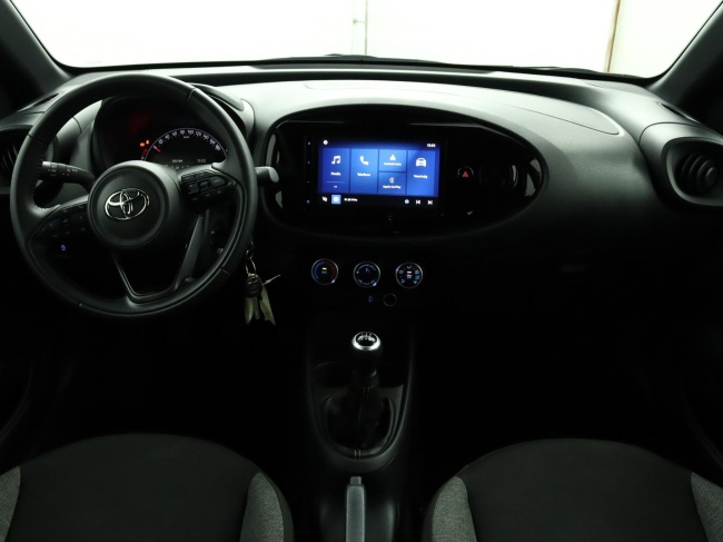 Toyota Aygo X - 1.0 VVT-i MT Play