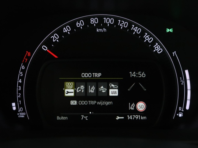 Toyota Aygo X - 1.0 VVT-i MT Play