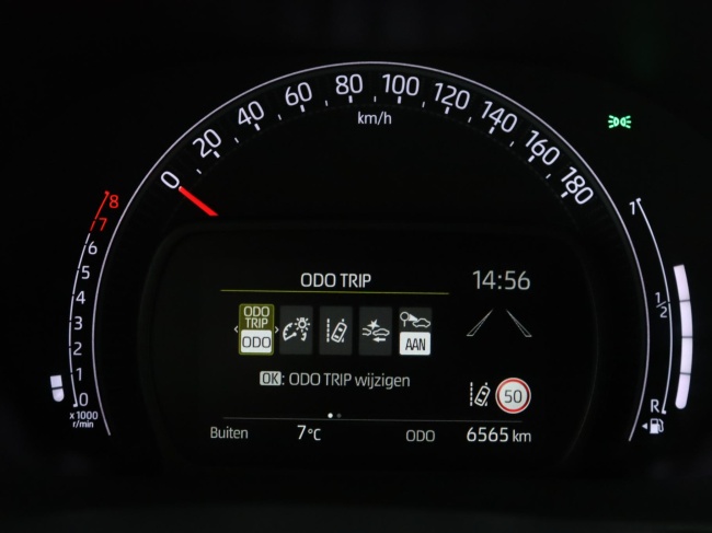 Toyota Aygo X - 1.0 VVT-i MT Play