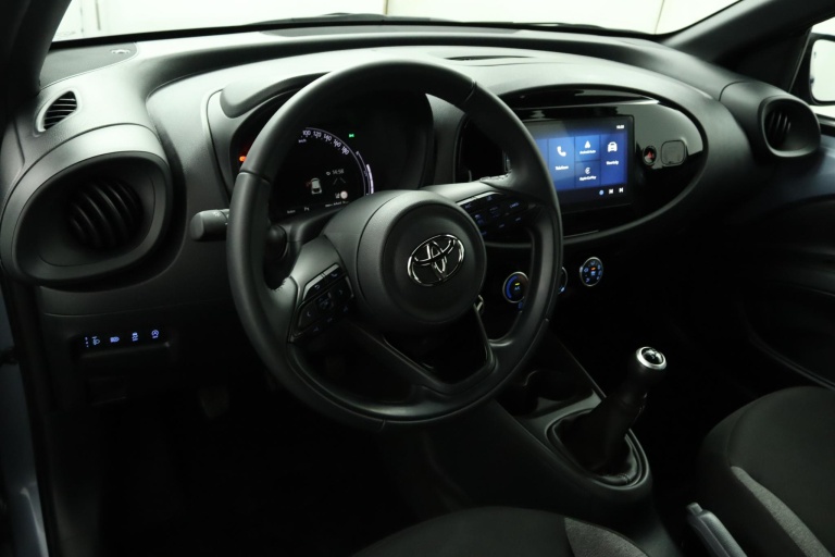 Toyota Aygo X - 1.0 VVT-i MT Play 56