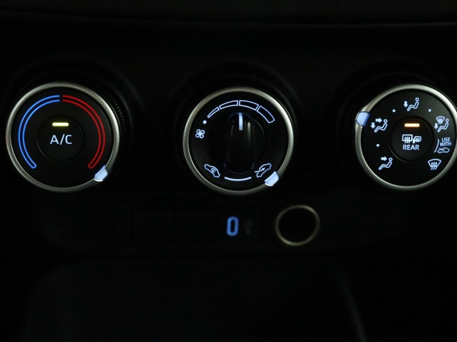 Toyota Aygo X - 1.0 VVT-i MT Play