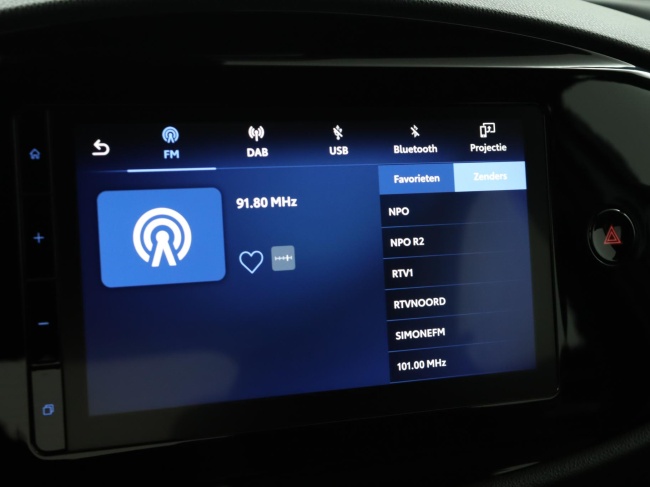 Toyota Aygo X - 1.0 VVT-i MT Play