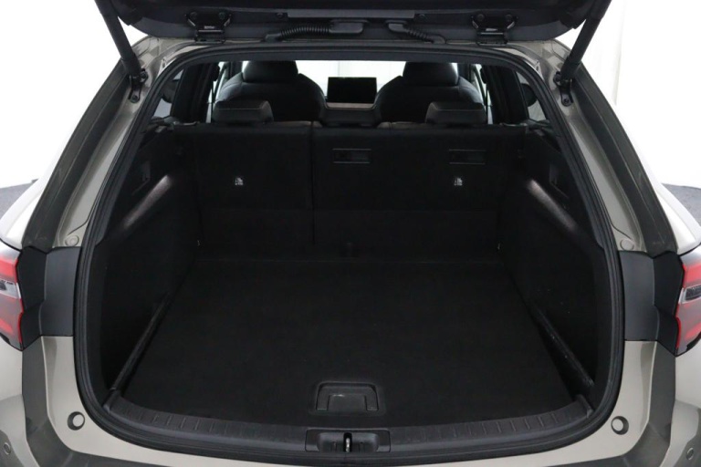 Toyota Corolla Touring Sports - Hybrid 140 Dynamic 26