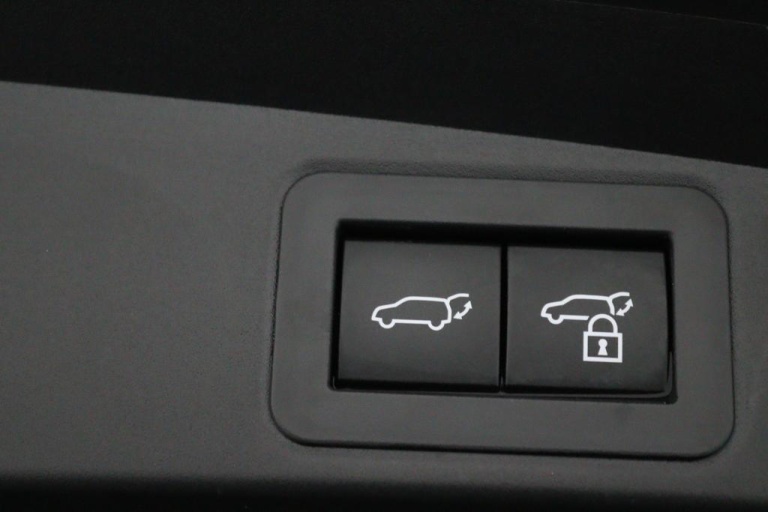 Toyota Corolla Touring Sports - Hybrid 140 Dynamic 29