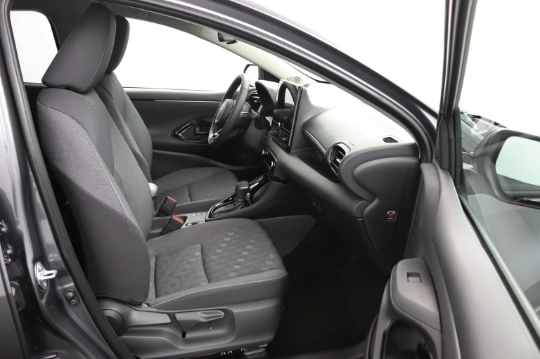 Toyota Yaris - 1.5 Hybrid 115 Dynamic 10