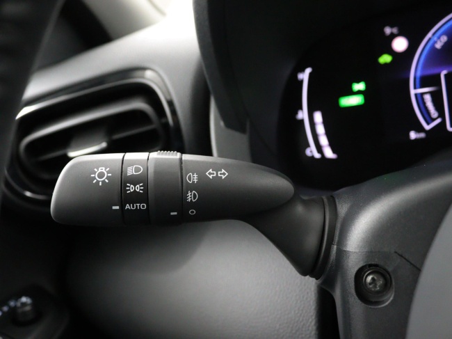 Toyota Yaris - 1.5 Hybrid 115 Dynamic