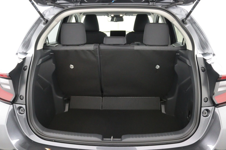 Toyota Yaris - 1.5 Hybrid 115 Dynamic 27