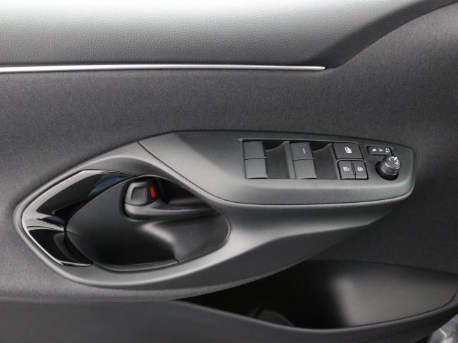 Toyota Yaris - 1.5 Hybrid 115 Dynamic