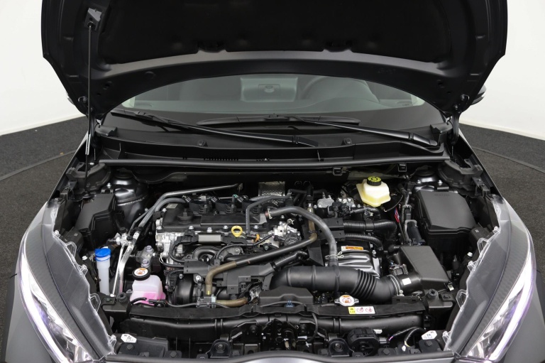 Toyota Yaris - 1.5 Hybrid 115 Dynamic 32