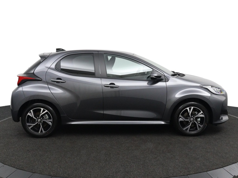 Toyota Yaris - 1.5 Hybrid 115 Dynamic 6