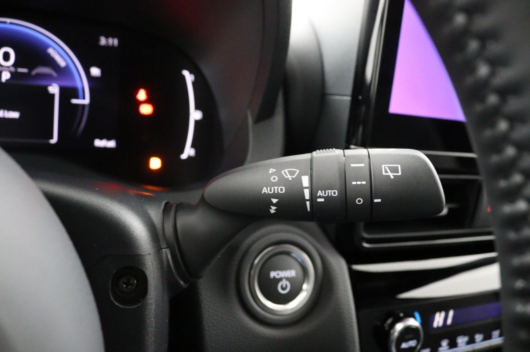 Toyota Yaris Cross - 1.5 Hybrid 115 Dynamic 22