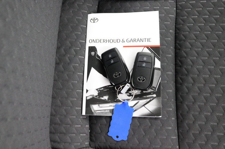 Toyota Yaris Cross - 1.5 Hybrid 115 Dynamic 25